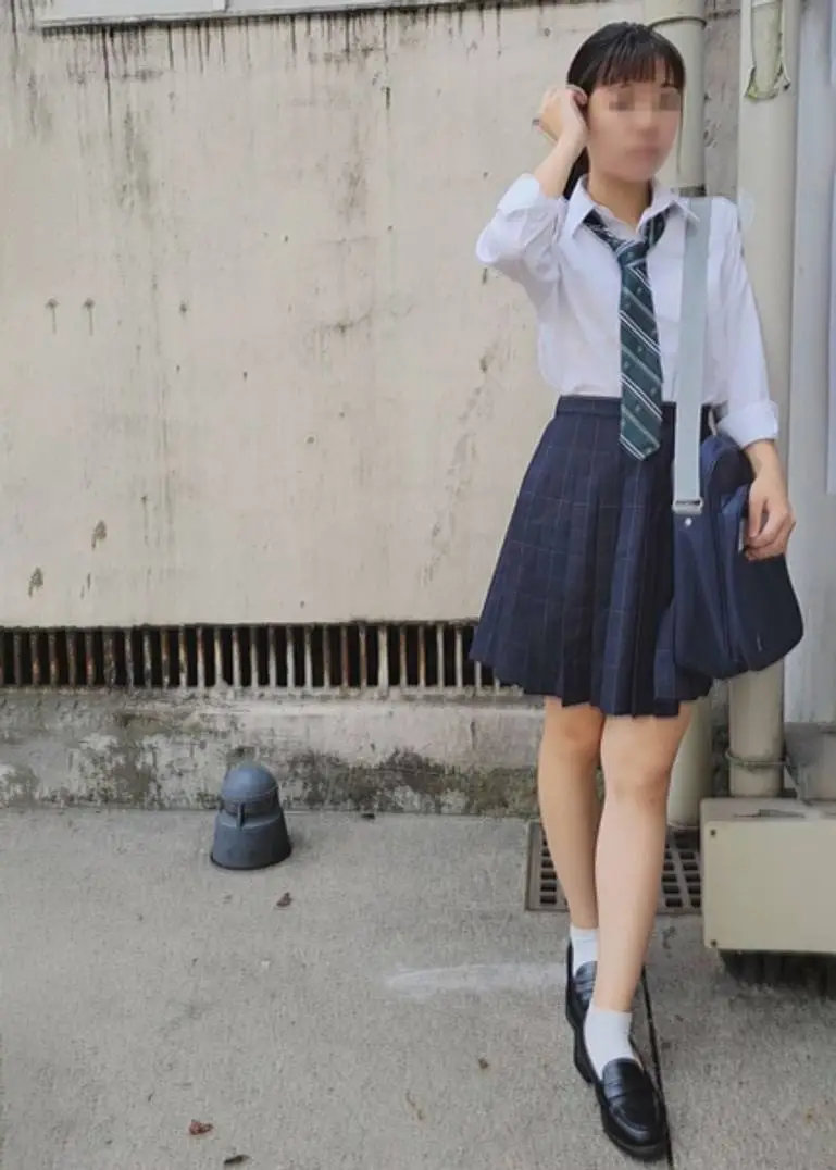 卓球部の地味で小柄な週末帰りに汗ばむ無洗まんこを舐め中出し
(HD1080P) (fc3879778)